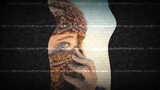 يارا محمد      ادى الليل بجراحه و ناره ادى عذابه و ادى مراره الاغنية اللى قالبة الدنيا  هترقص يعنى دندنها