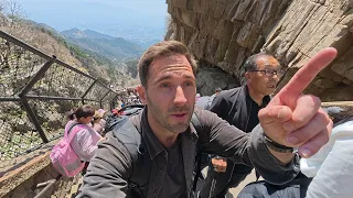清明节攀登泰山