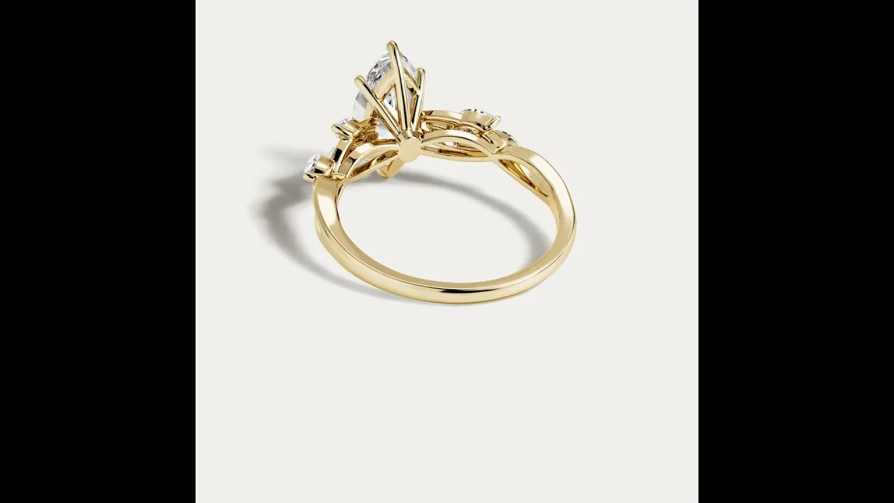Evelyn丨Marquise Cut Lab Diamond Vine Wreath Ring