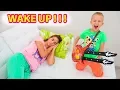 Download Lagu Vlad and Nikita pretend play music and wake up Mom
