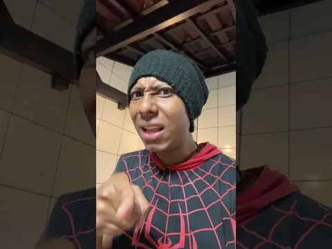 É muito fácil imprimir MEMES usando IA no Tripo Studio #viral