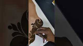 تعلم نقش حنا شاديه فاشر 