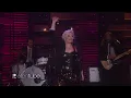 Elle King Performs 'America's Sweetheart'