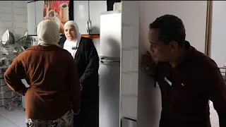 عزم امه علي الغدا واكتشف ان مراته بتعملها وحش طلقها فورا 