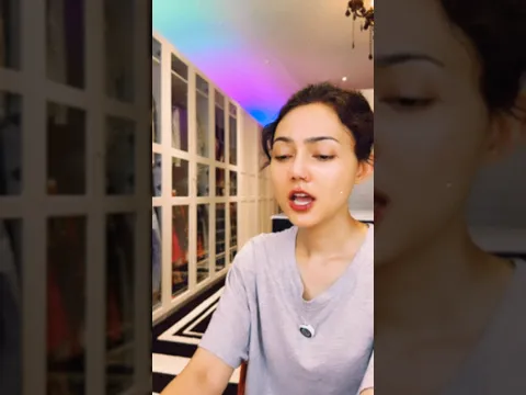RINA NOSE LAGI NGOMONG KE DIRINYA SENDIRI