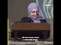 Download Lagu Mahmoud Khalil's wife accepts his diploma while holding their son | Islam Channel