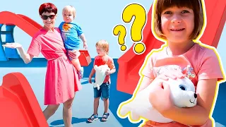 Mi chiamo Bianca: passeggiata al parco per bambini insieme alla famiglia.