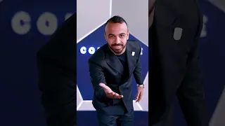 لم تمنع أزياء كونكريت الرائعة نجوم نادي القرن من التألق والقيام بمهارتهم الممتعة 