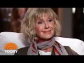 Video di Olivia Newton-John Gets Candid About Breast Cancer, Rumors Of Death | TODAY