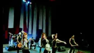 lepas kontrol nita talia