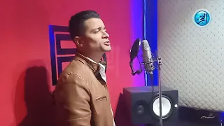 حسن شاكوش يغني اغنية كعب الغزال من كواليس المهرجانات 