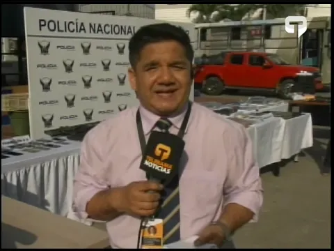 Policía presentó armamento decomisado en la penitenciaría del Litoral