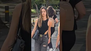 اليونان  أثينا  اليونان  أثينا      دندنها