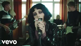 pale waves television romance