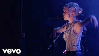 aurora black water lilies live on the honda stage 