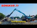 Download Lagu Kali Srengseng❗️Beko Ponton Masih Sibuk Keruk Sedimen Lumpur