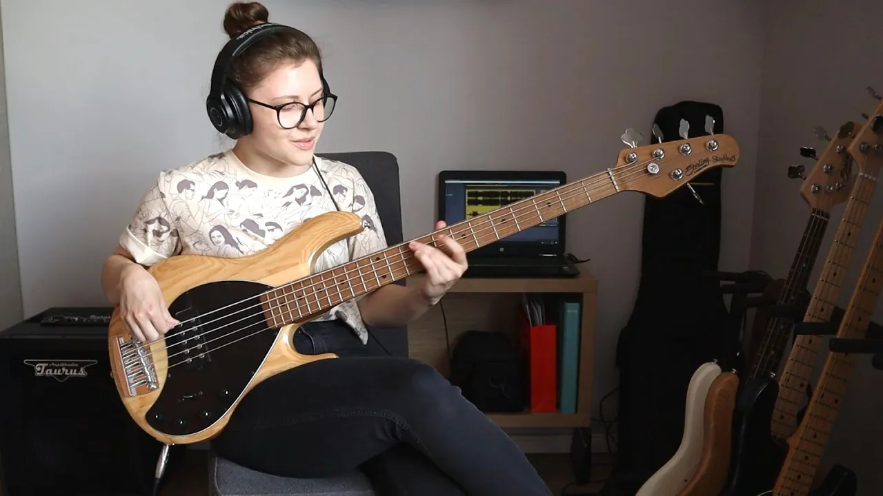 Beyoncé - End of Time (Bass Cover)
