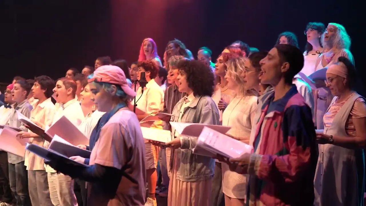 Vozes trans: Caju (Liniker)