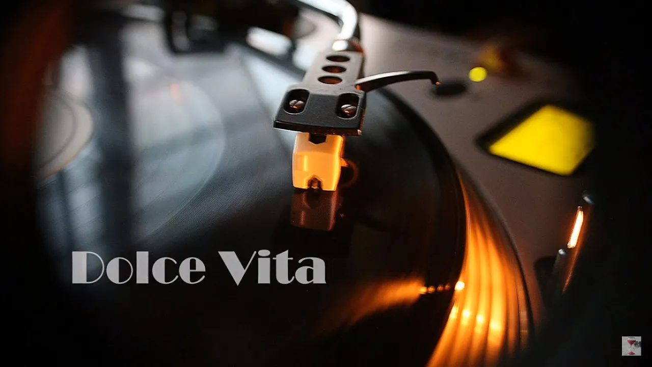 Dolce Vita - Ryan Paris (Lyrics) "1983" Dolce Vita - Ryan Paris (Lyrics) "1983"