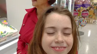Annabelle Crazy s Publix Mystical Unicorn Birt ay Cake Surprise Reaction