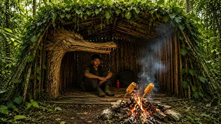 Building a Jungle Shelter from Snao Trees & Eating Corn for Food