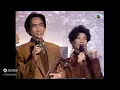 《相逢何必曾相識》合唱：蔣志光＆韋綺姗,1990年度十大勁歌金曲得獎典禮第四首得獎歌曲。        頒獎嘉賓：石堅、西瓜刨 (1991年1月19日)