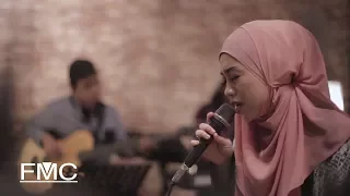 Download Tasha Manshahar - Masih Perlu (LIVE Acoustic Session) MP3