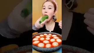 قنصتني الشوكلاته فيصل والبنت الجوعانه Shorts 