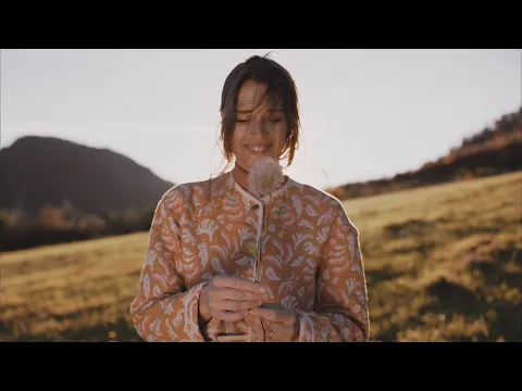 Video Thumbnail: Sima Magušinová - Milujem (oficiálny videoklip)