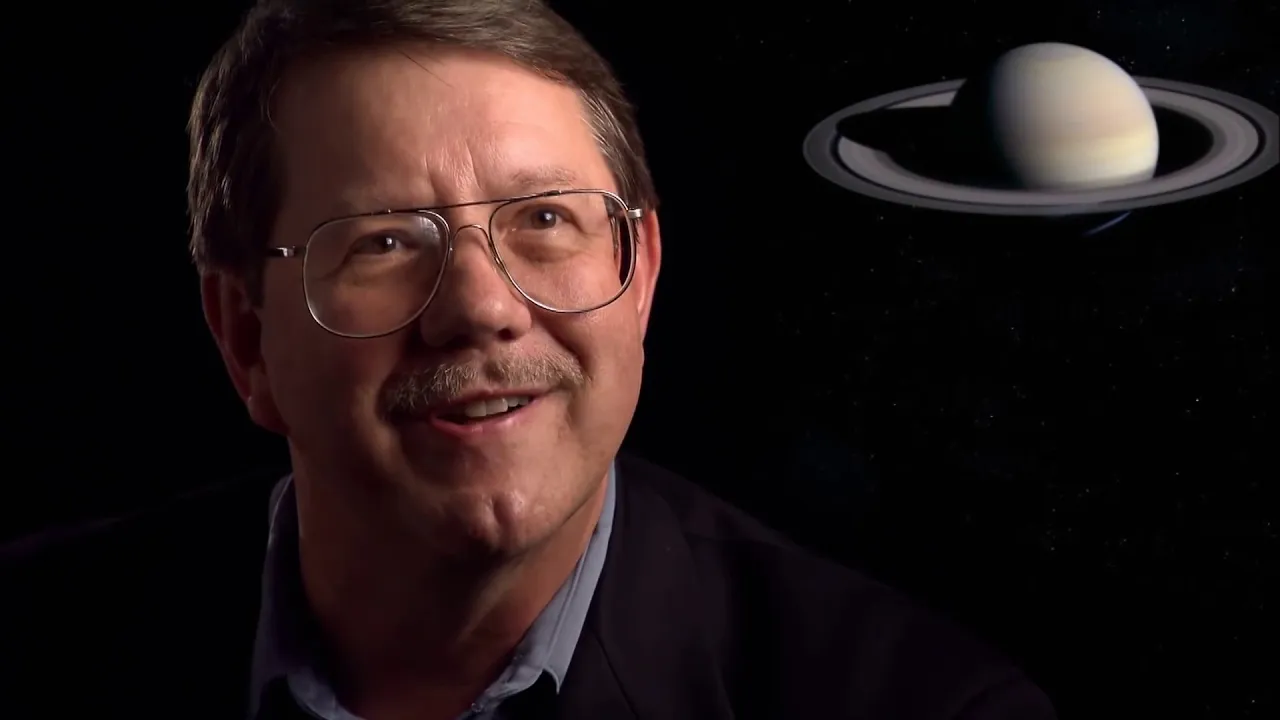 Saturn | A Travellers Guide To The Planet