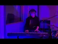 Download Lagu How to attract a crowd in 4 minutes - Piano Dance Mix - Studio version.