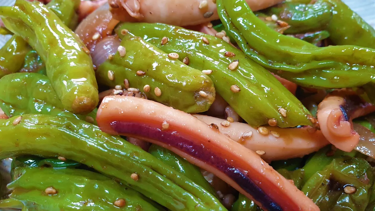 꽈리고추오징어볶음