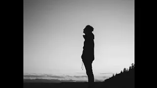 وسالته يا شيخ ما حكم الذي يبكي اذا يشتاق للاحباب ايمن نافع 