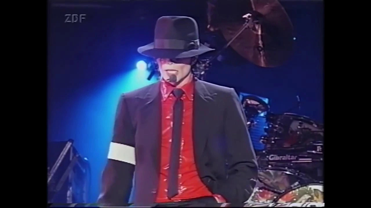 Michael Jackson - Dangerous - Live in Munich 1999 - HQ [HD]