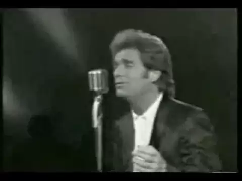 Download MP3 Huey Lewis and The News - LITTLE BITTY PRETTY ONE (live)