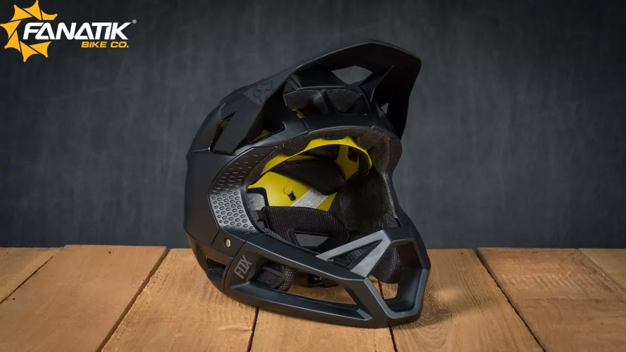 CASCO FOX PROFRAME MATTE NEGRO