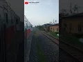 Download Lagu Kereta api Sribilah bersilang dengan Kereta api Siantar Ekspres. #keretaapi #stasiun #railway