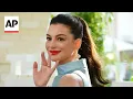 Anne Hathaway and Ewan McGregor star in The End of Oak Street AP interview
