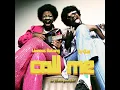 Call Me (feat. Ntando Yamahlubi)