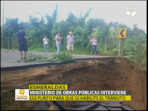 Colapsa tramo de la vía Esmeraldas - Muisne