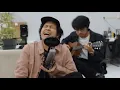 Download Lagu Hindia - Besok Mungkin Kita Sampai (Acoustic Live at INDOMIE BERMUSIK 2020)