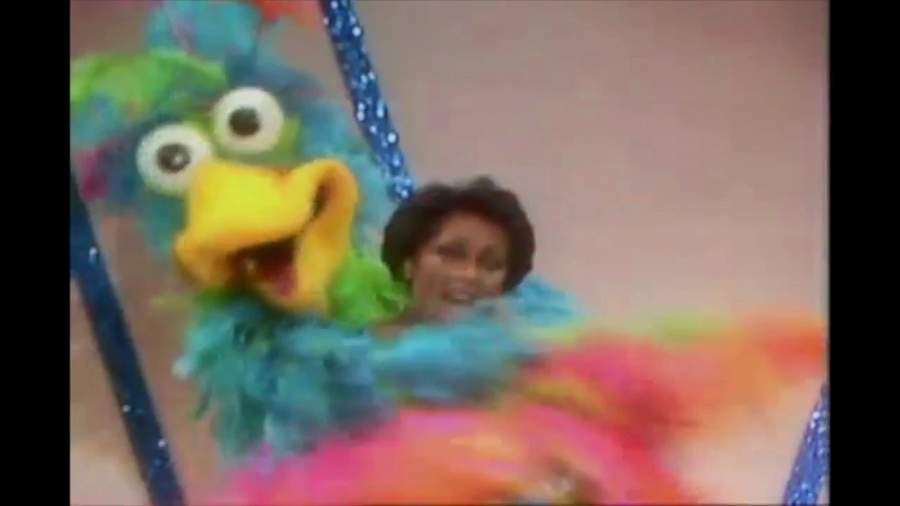 Muppet Songs: Lola Falana - He's the Greatest Dancer Muppet Songs: Lola Falana - He's the Greatest Dancer