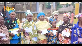 his royal majesty oba olaniyan ariwigbade oshingin ii the onipokia kingdom gives cash to widows