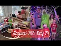 Lagu Wrapping Christmas Presents \u0026 Meeting The Grinch | Vlogmas 2025 Day 20