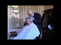 Download Lagu De barbier en zijn laatste klant.