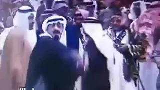    مقطع خاص لمروض السيف الملك عبدالله بن عبدالعزيز رحمه الله  دندنها