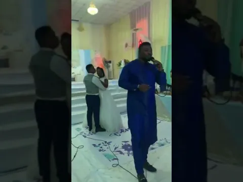 Download MP3 Konstant performing morenikeji at a wedding ceremony