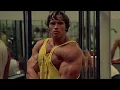 Arnold Schwarzenegger training at Gold s Gym with the best bodybuilders in the world Pumping Iron