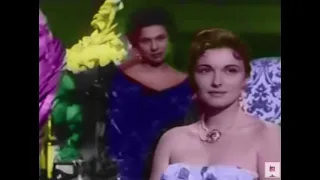 اغنية بتلومونى ليه بالالوان 