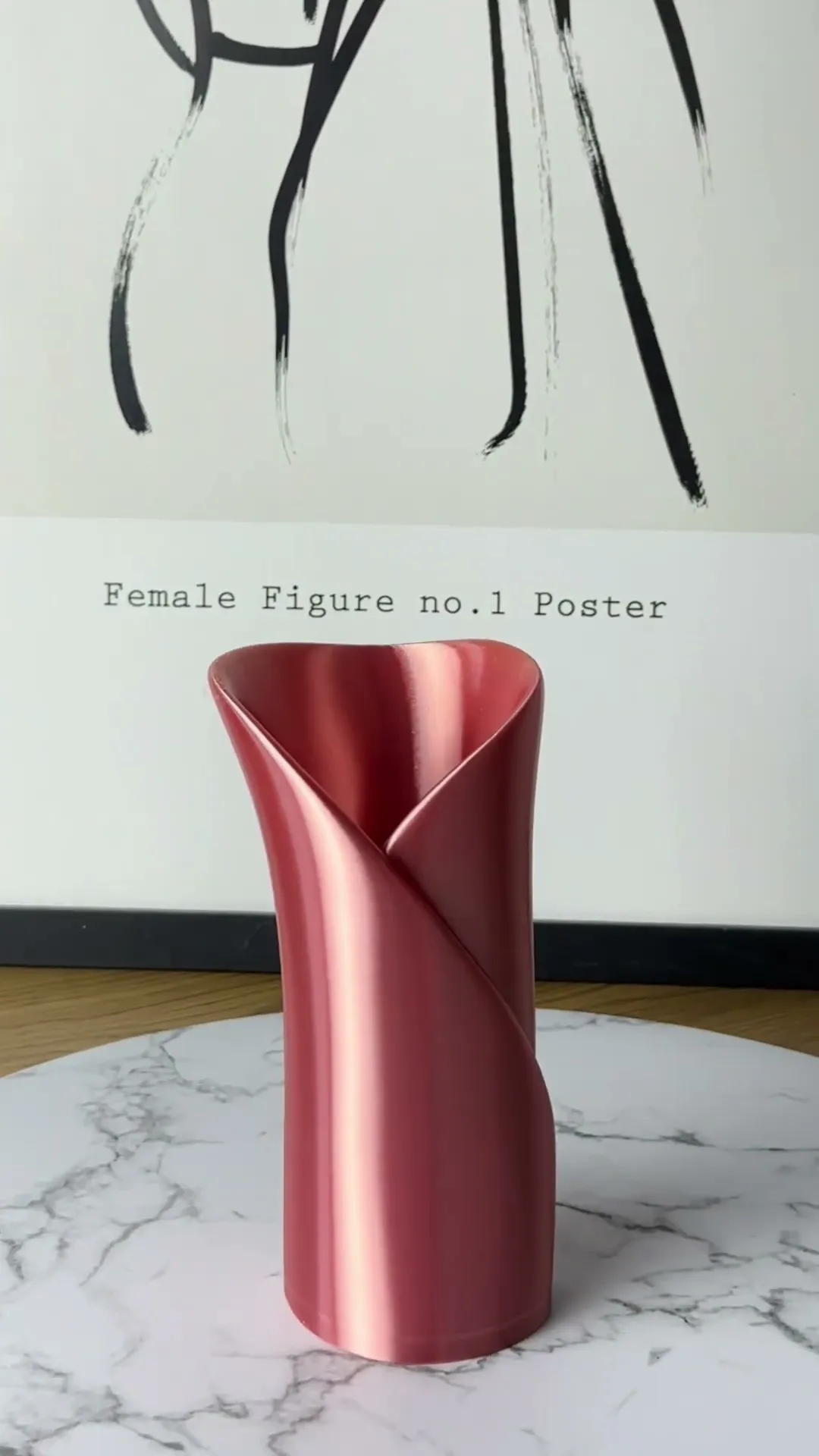 Serena Vase – Graceful and Simple Home Decor